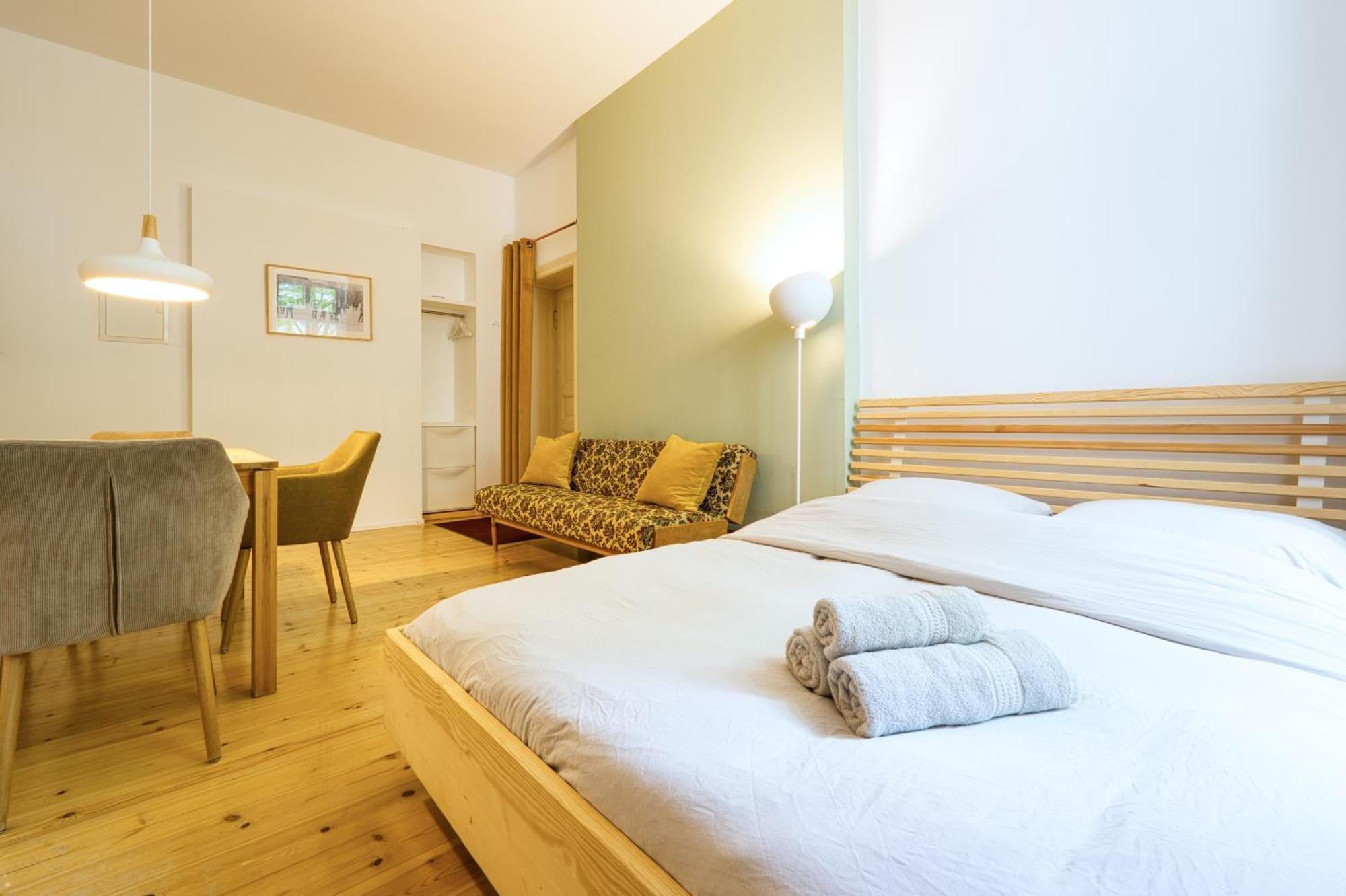 Gemuetliche 2-Zimmer-Wohnung Zentral Friedrichshain Berlim Exterior foto
